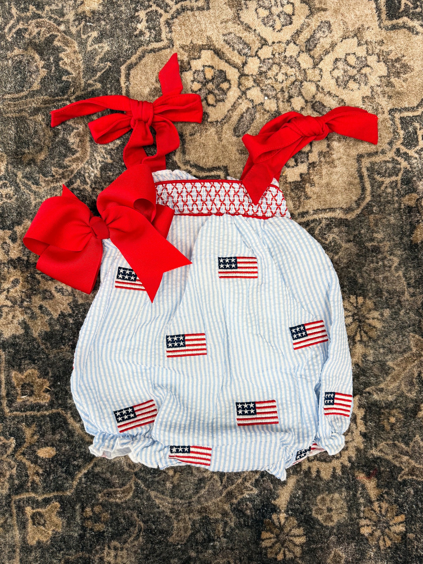 Seersucker Flag Bubble