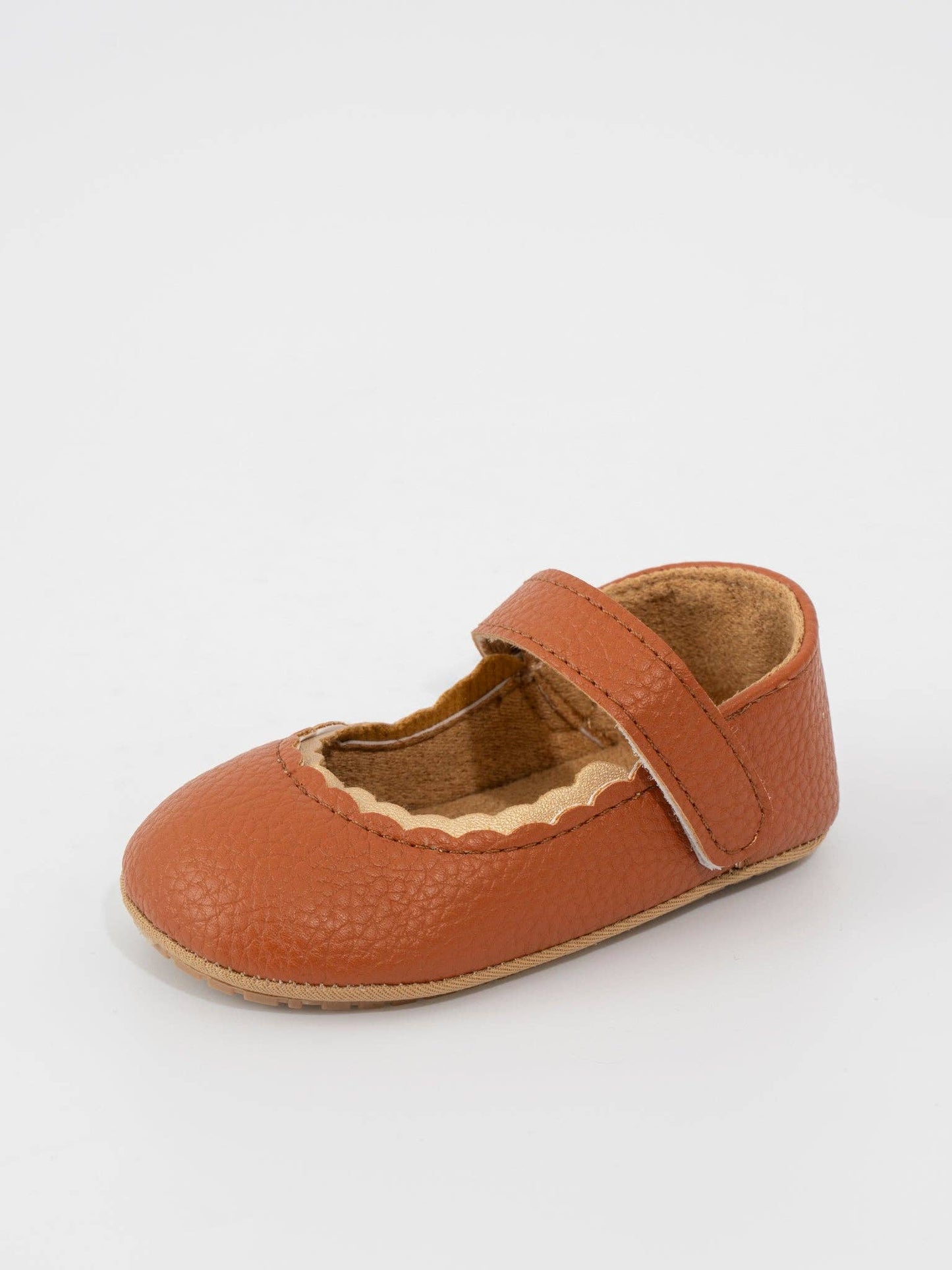 Scalloped Toe Mary Jane Baby Shoe Brown