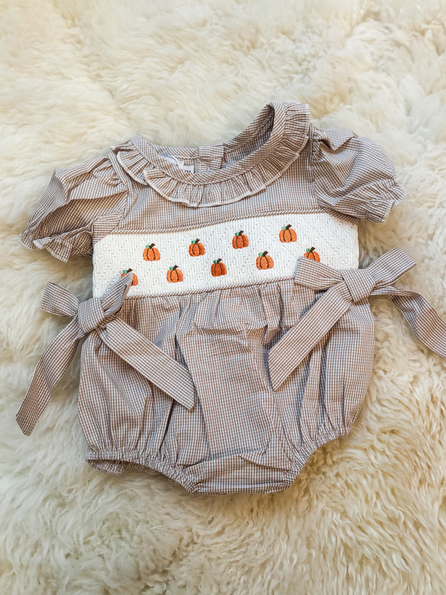 Brown Gingham Pumpkin Bubble