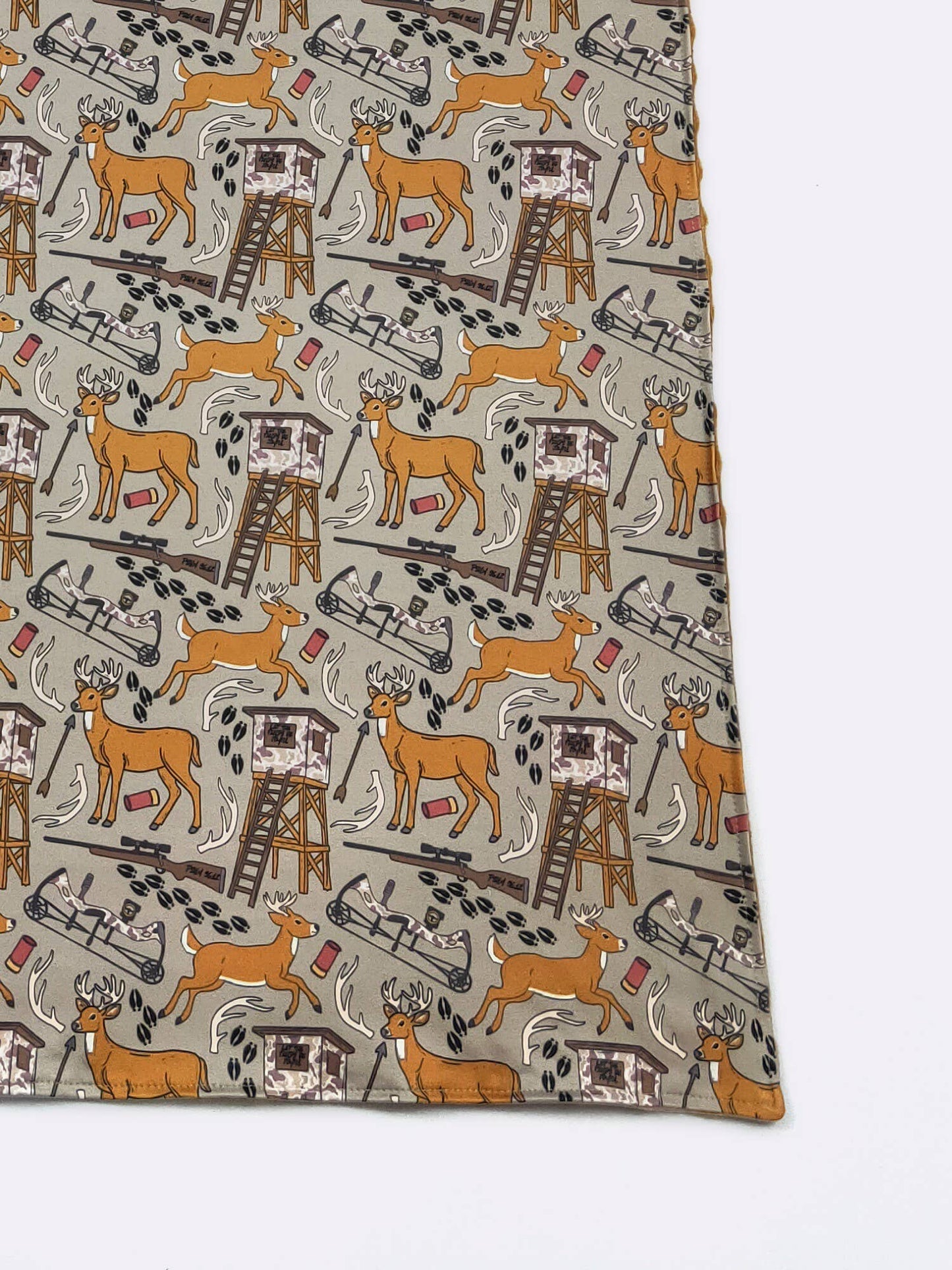 Hunter Post Blanket