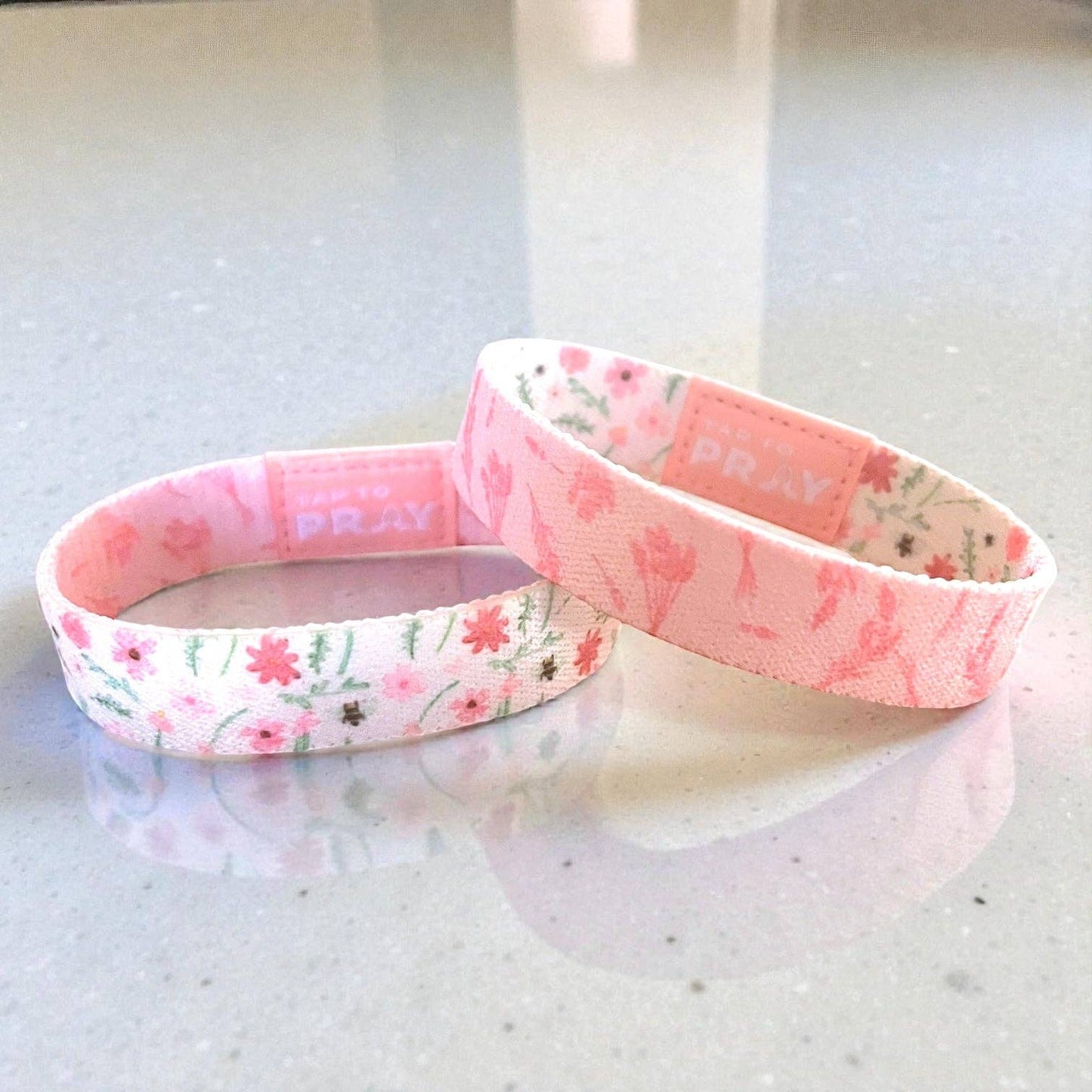 Tap To Pray® Wristband – Meadows - White