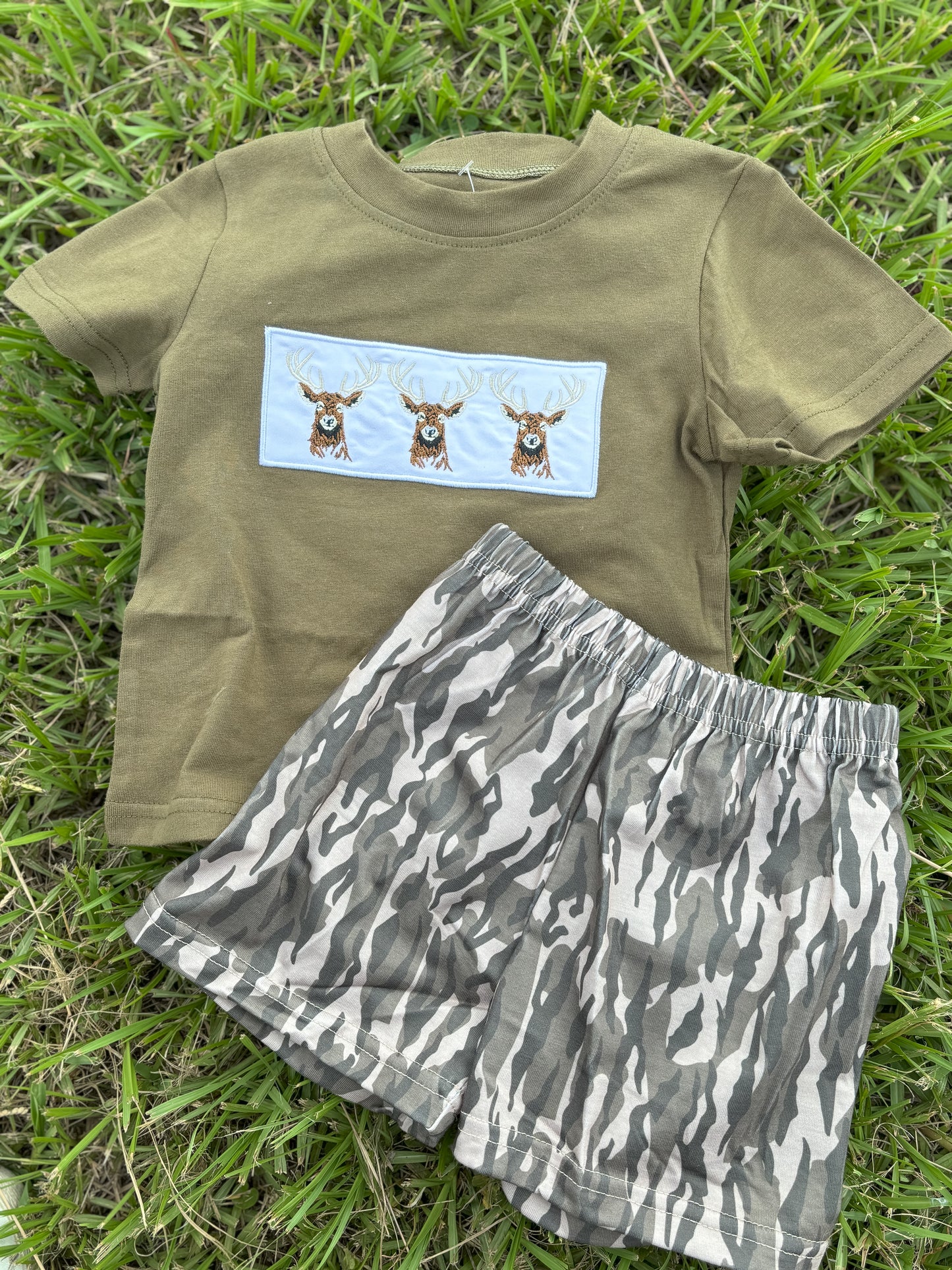 Mossy Deer Short Set