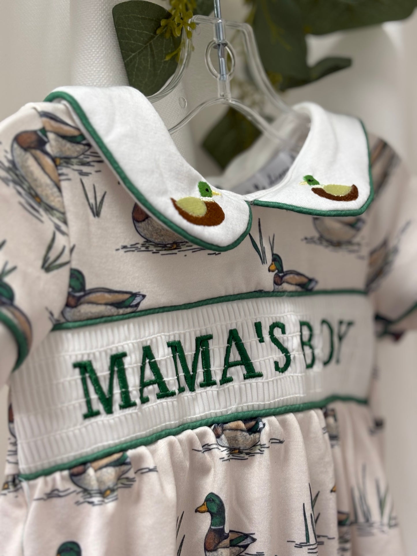 Mama’s Boy Vintage Mallard Collar Bubble