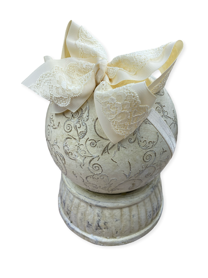 Chantilly Lace Classic Bow Headband