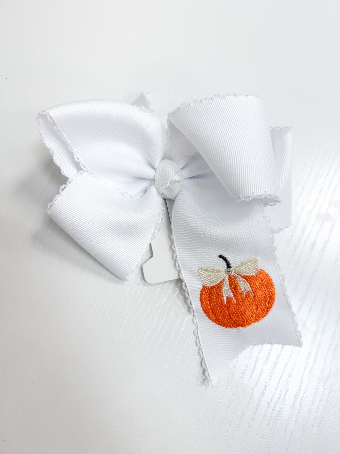 White Moonstitch Pumpkin Bow