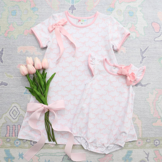 Pink Trellis Bow Flutter Bubble