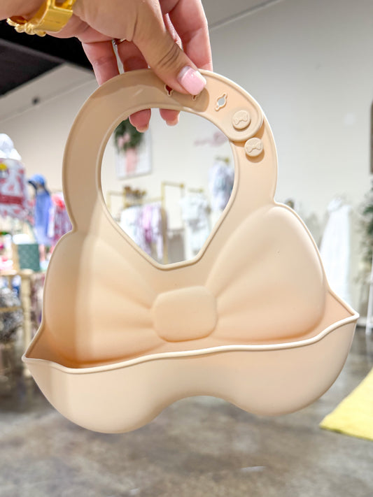 Bow Bib