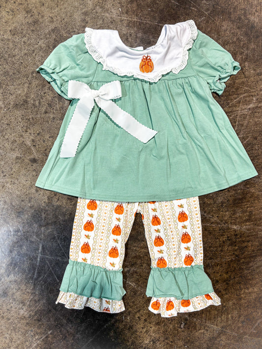 Green Scalloped Pumpkin Pant Set