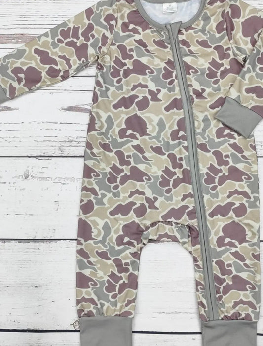 Light Throwback Camo Sleeper