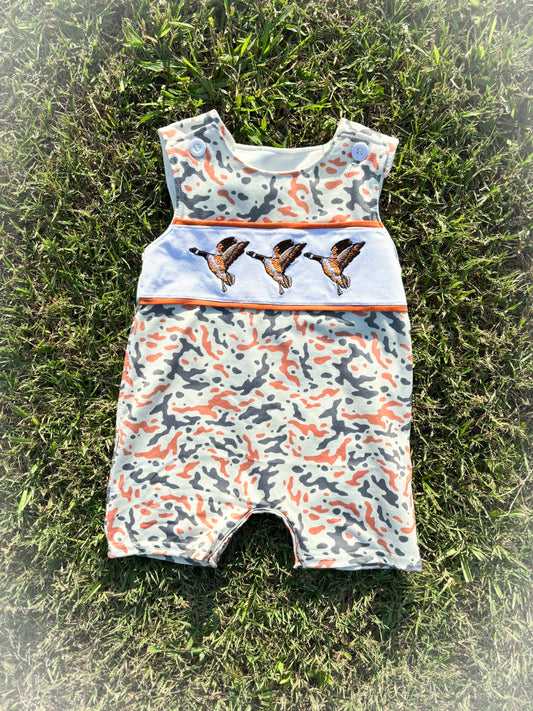 Embroidery Duck Camo Shortall