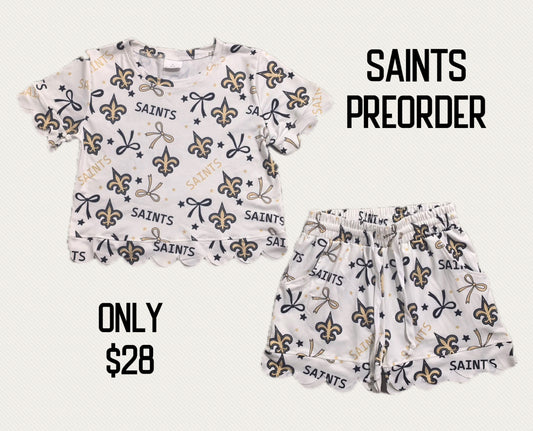 Saints Scalloped Lounge Set