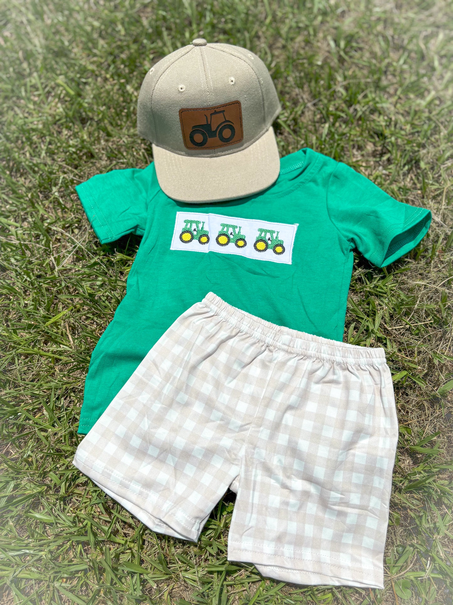 Embroidery Tractor Short Set