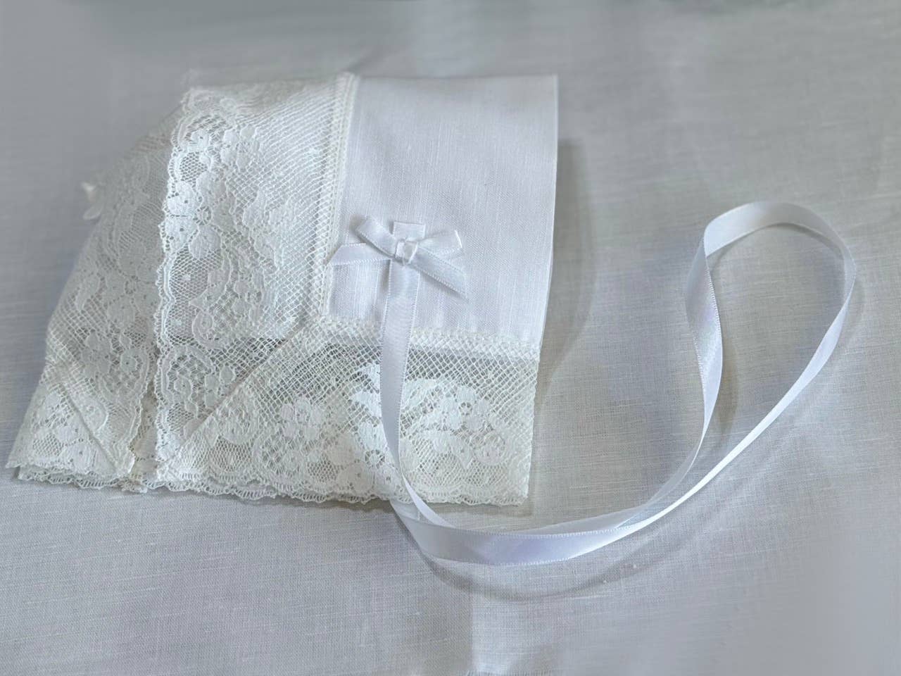 Linen Keepsake Baby Bonnet W/ Lace
