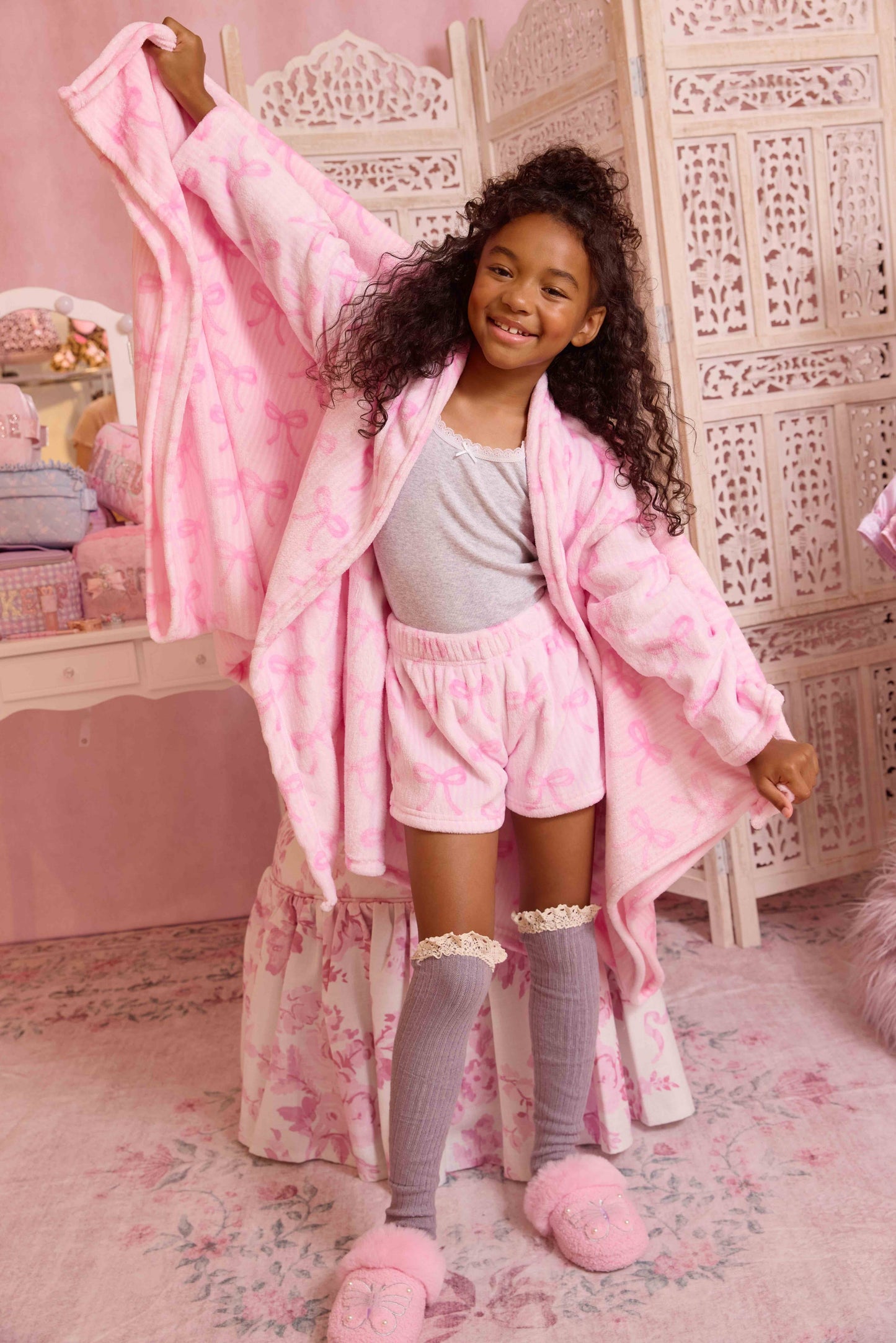 Fleece Striped Bow Printed Cozy Blanket