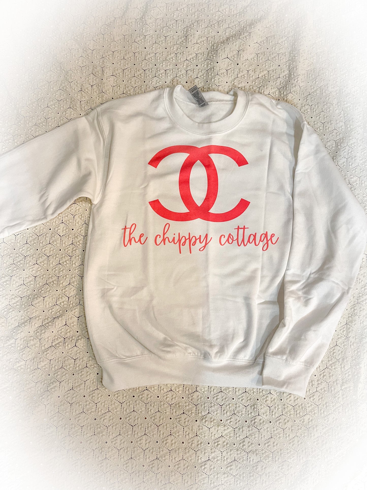 Chippy Cottage Pullover White